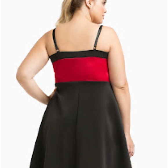 Torrid Bold Star Trek Dress - Picture 2 of 2